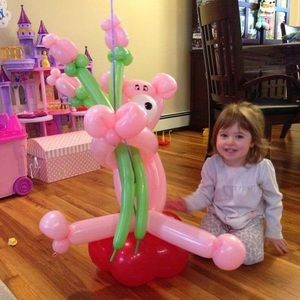 Meet your Posher, Antoinette